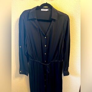 NWT JustFab Two Pocket Shirt Dress in Black